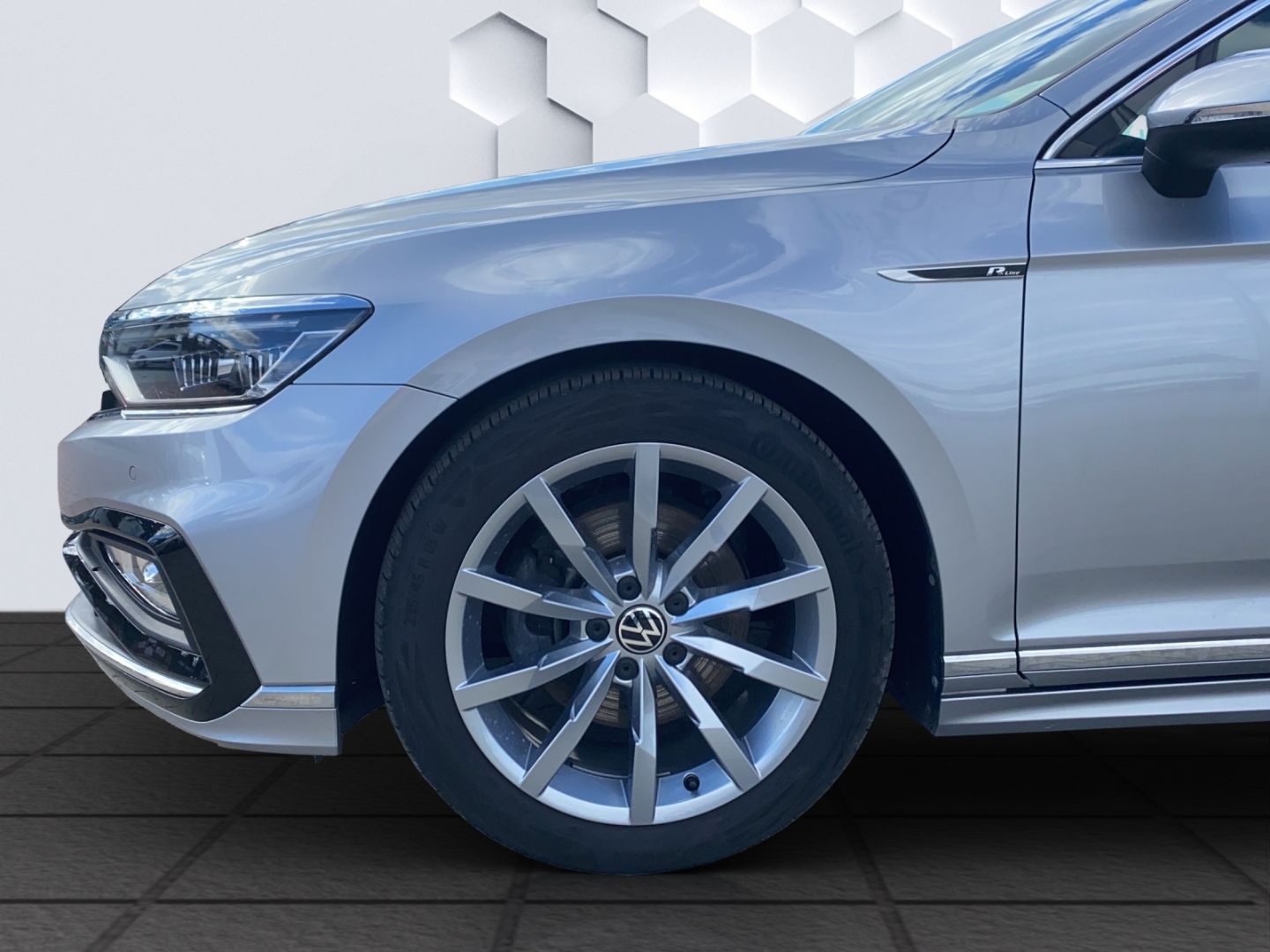 Passat Variant Elegance 1.5TSI DSG LED AHZV R-Li