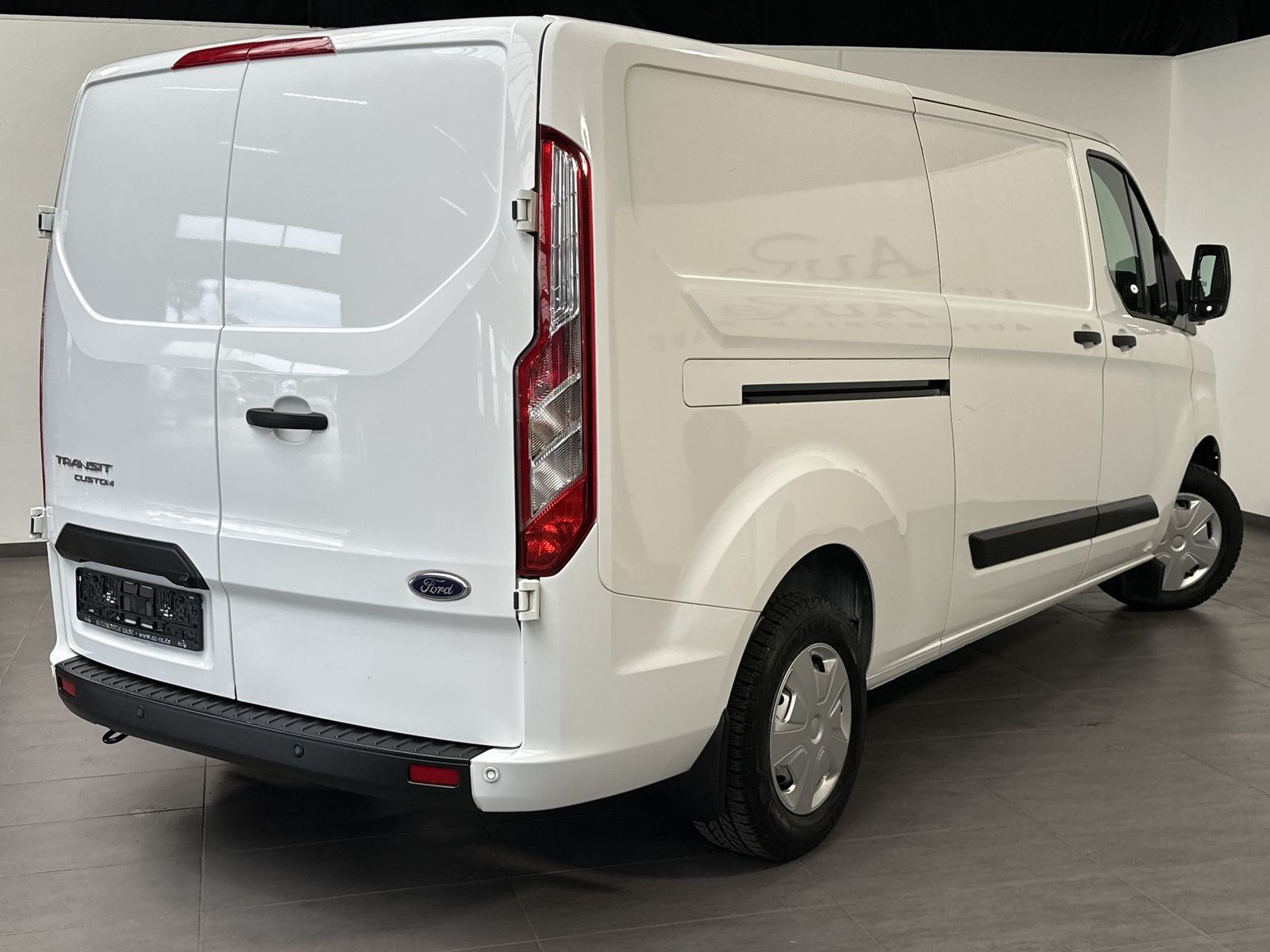 Fahrzeugabbildung Ford Transit Custom 300 L2H1 NAV+KLIMA+PDC+SHZ
