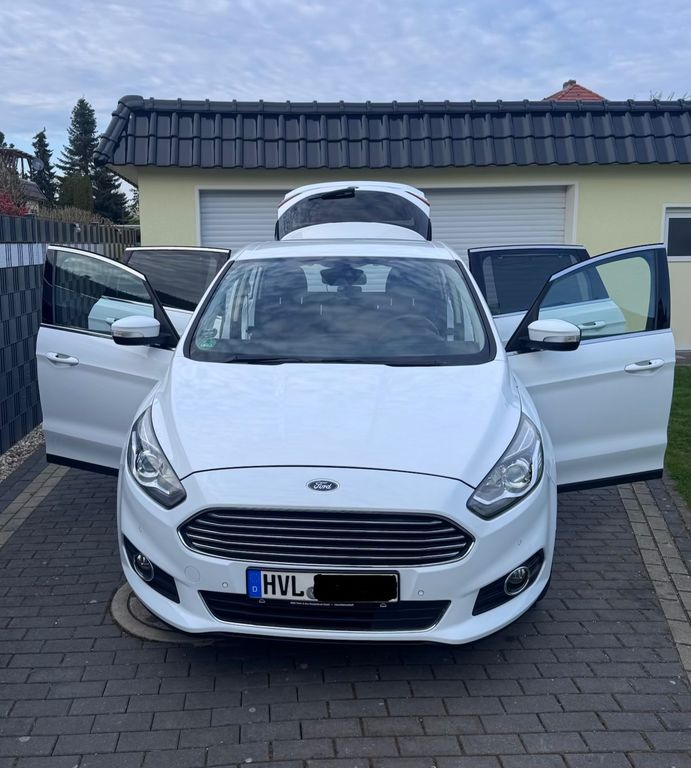 Image of Ford S-Max
