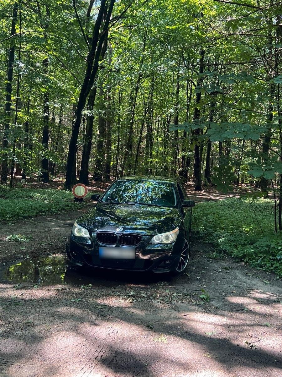 BMW 525