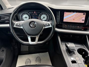 Volkswagen Touareg - 10