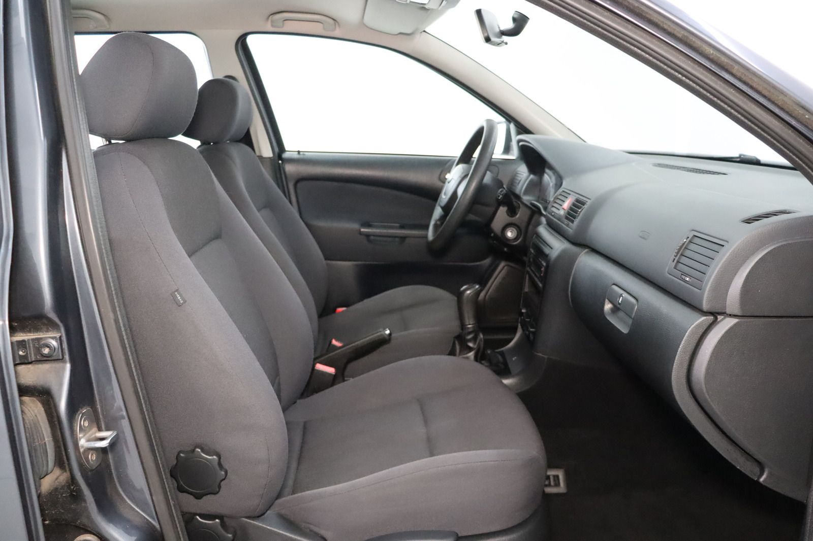 Fahrzeugabbildung SKODA Octavia Combi 1.6 Ambiente