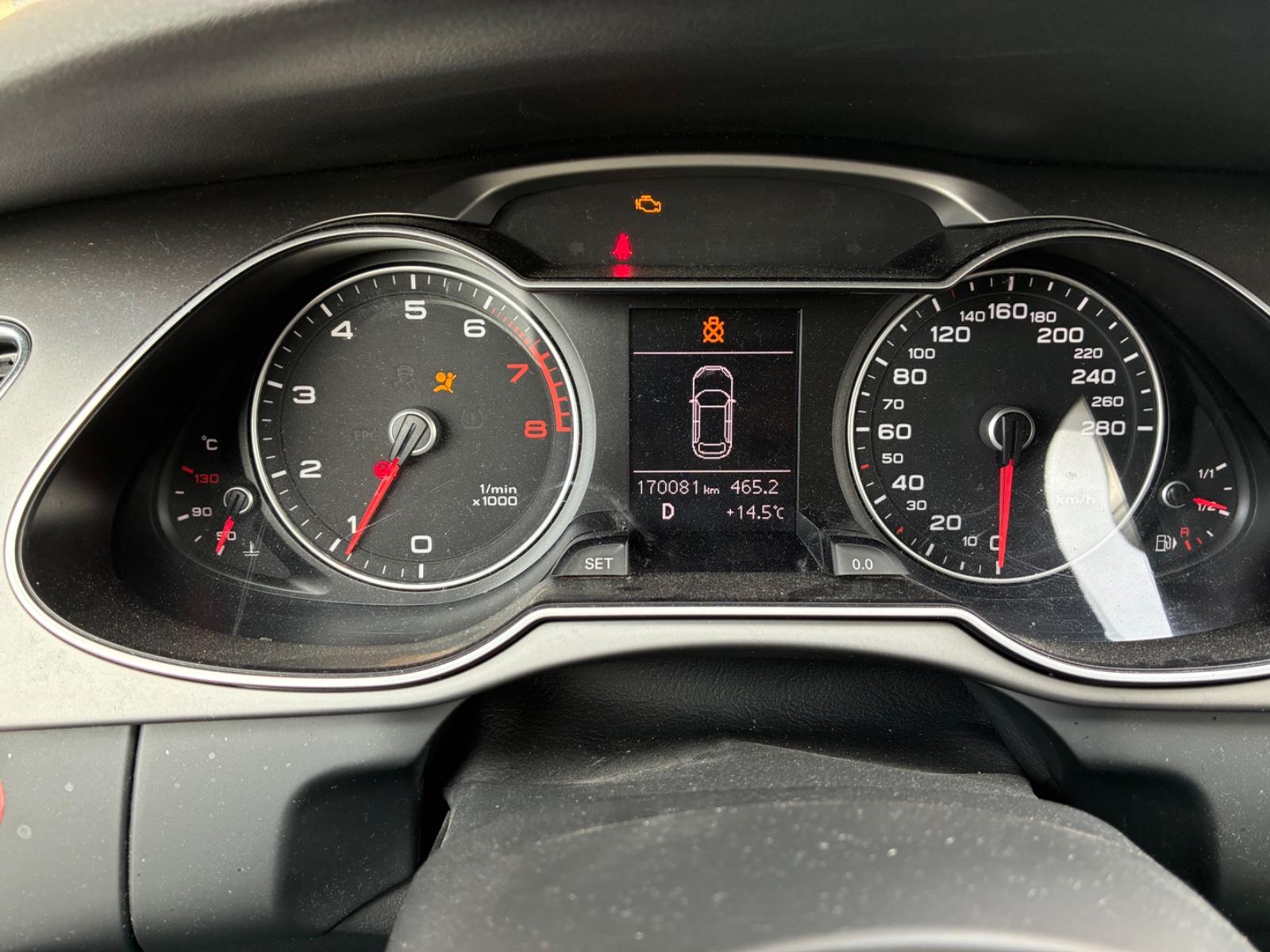 Audi A4 2012 — photo 12