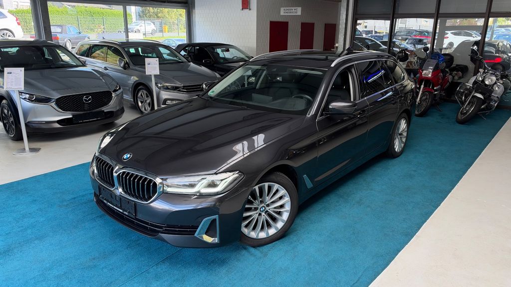 Image of BMW 530