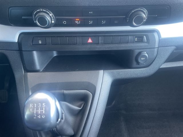 Fahrzeugabbildung Opel Zafira Life 2.0 D, L Selection AHK, Navi, 9-Sitz