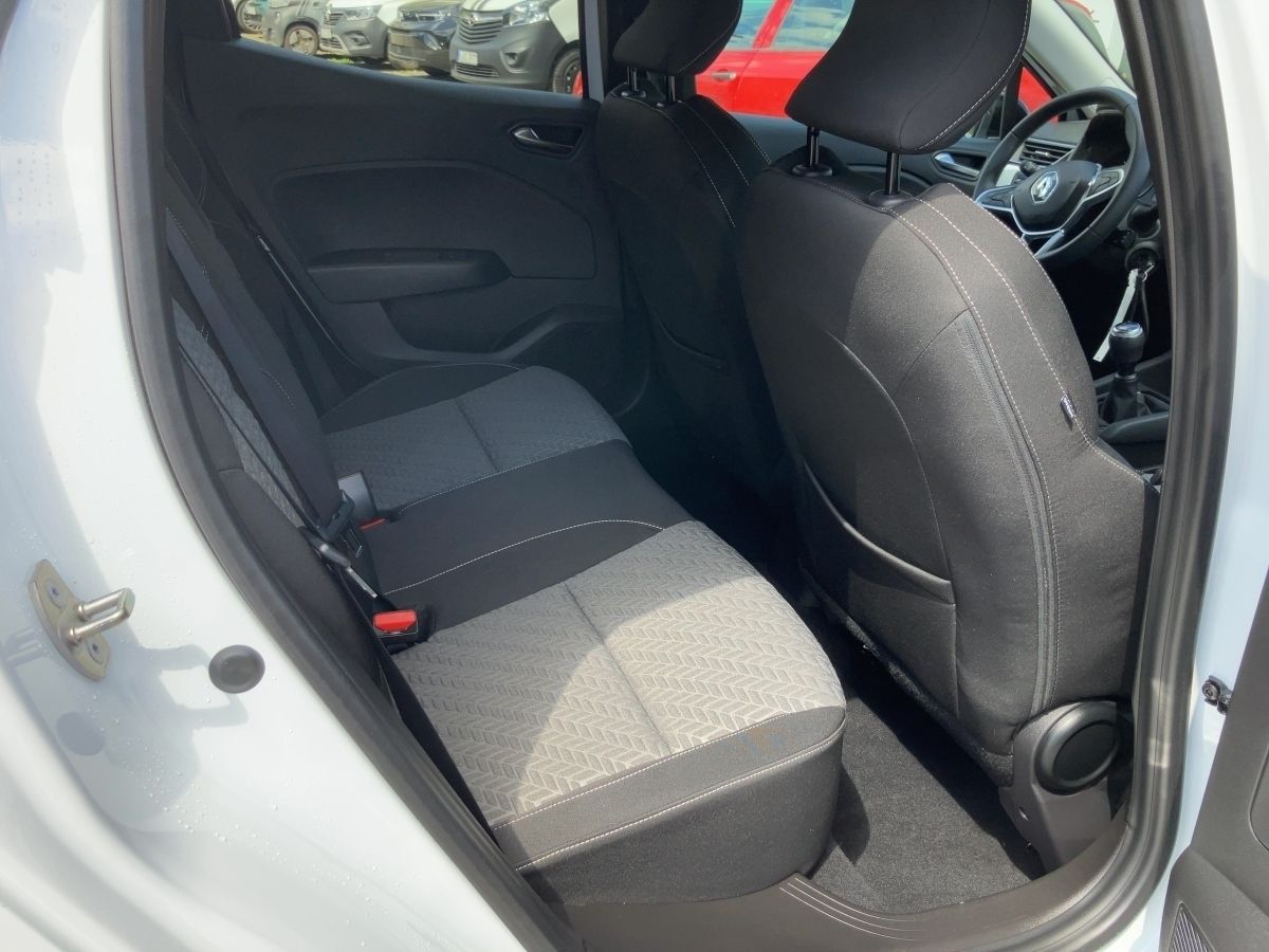 Renault Clio - Bild 10