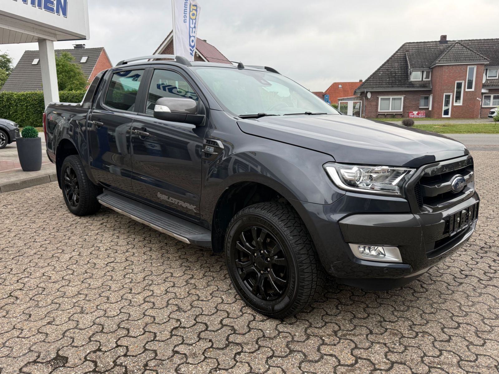 Fahrzeugabbildung Ford Ranger Wildtrak 2.2 TDCI Doka 4x4 Navi/ACC/AHK