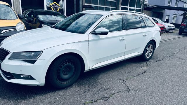 Skoda Superb 2.0 TDI Combi Ambition
