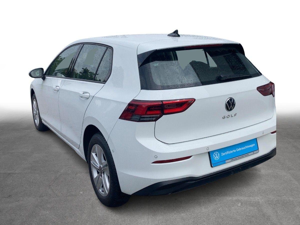 Volkswagen Golf VIII 1.5 TSI Life Navi LED Kamera PDC SHZ