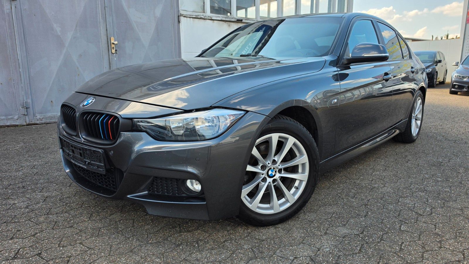BMW 320i Sport Line