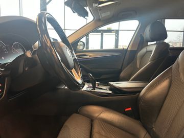 BMW 525 d Touring Sport Line *Kamera*Navi*Klima*SHZ*