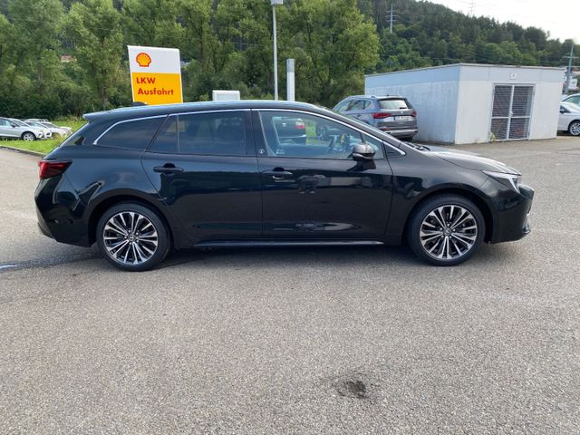 Corolla Touring Sports Teamplayer LED Safety