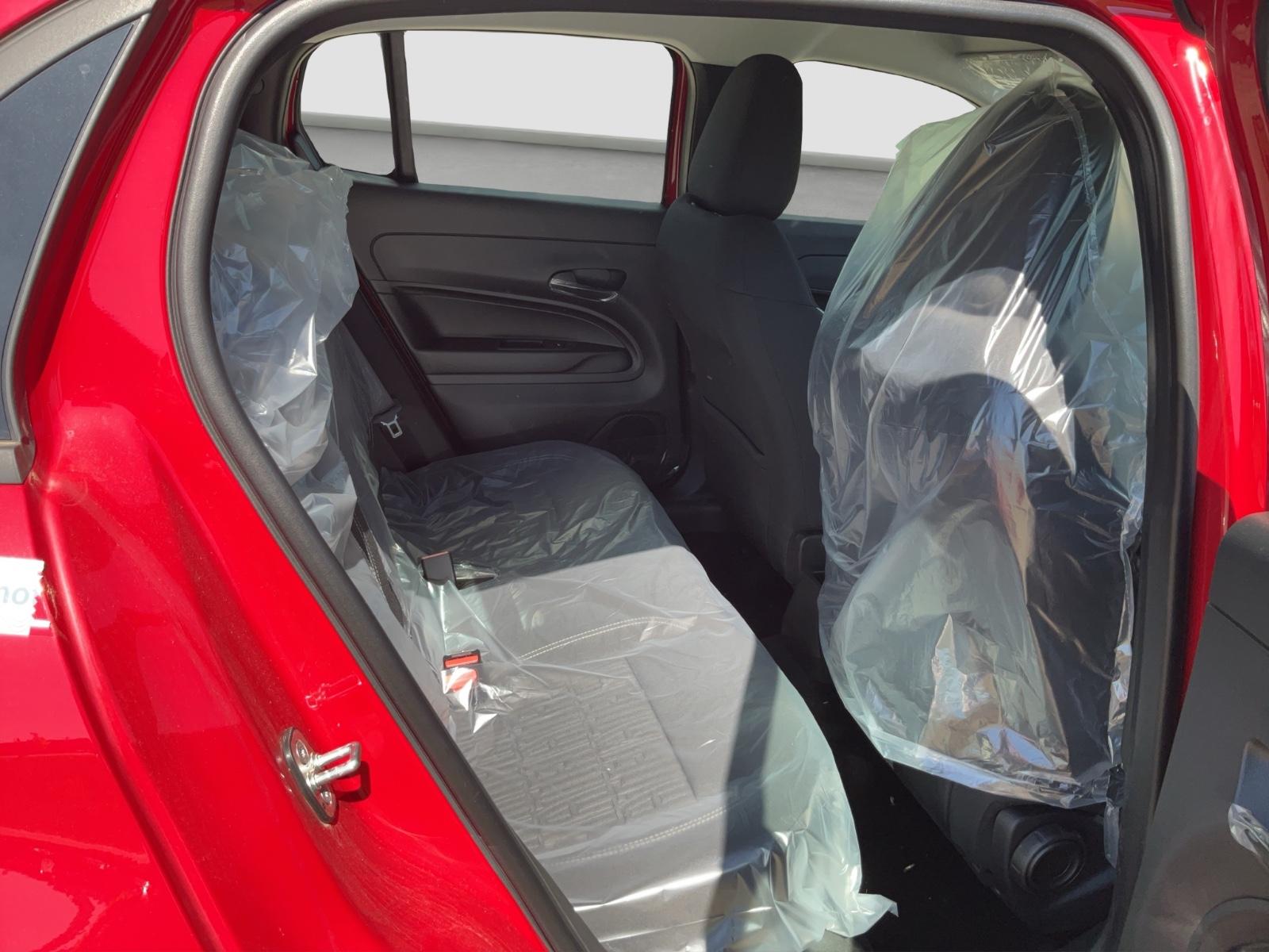 Fiat 600 1.2 Hybrid DCT + Winterpaket