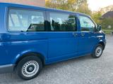 Volkswagen T5 Transporter / 9-Sitzer/ Standheizung/AHK - Volkswagen T5 Transporter in Lübeck
