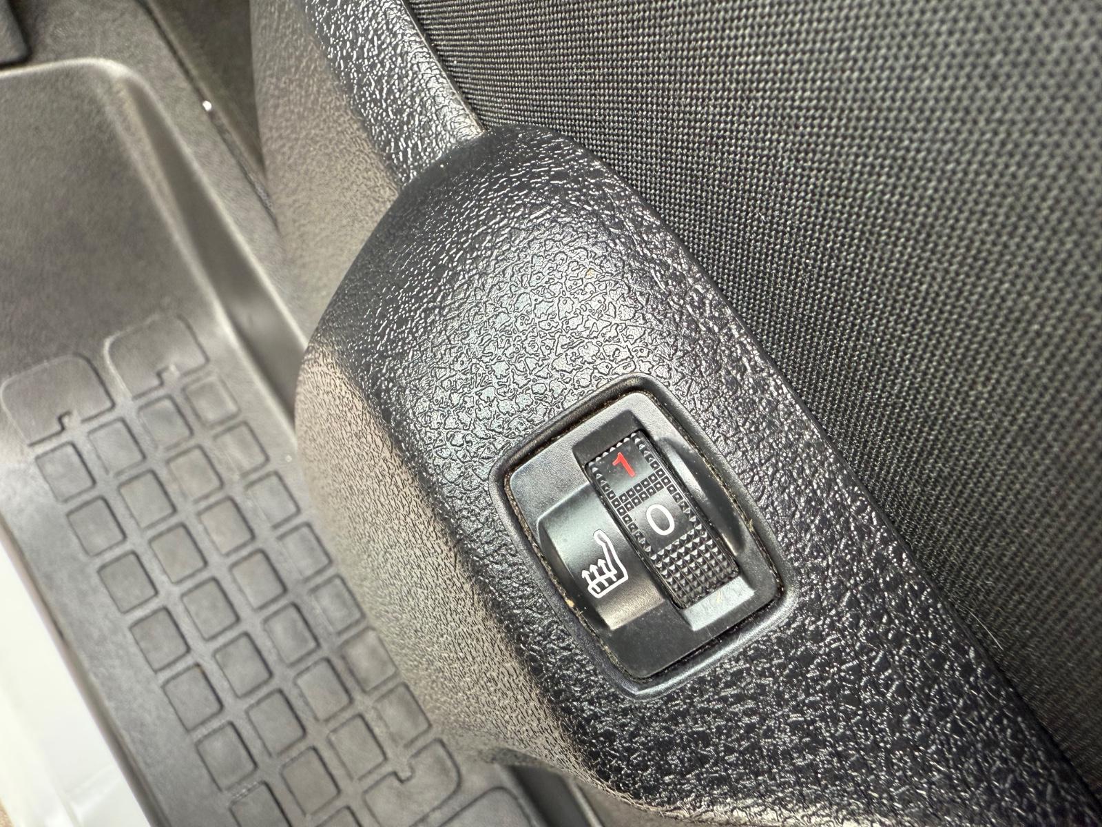 Peugeot Expert 2.0 HDI Premium L2 KLIMA NAVI TEMP AHK