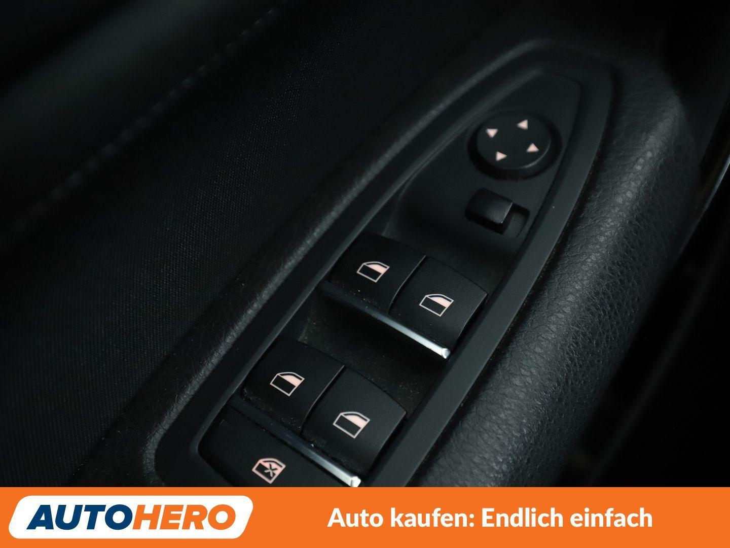 BMW 118i Sport Line Aut.*NAVI*LED*PDC*TEMPO*