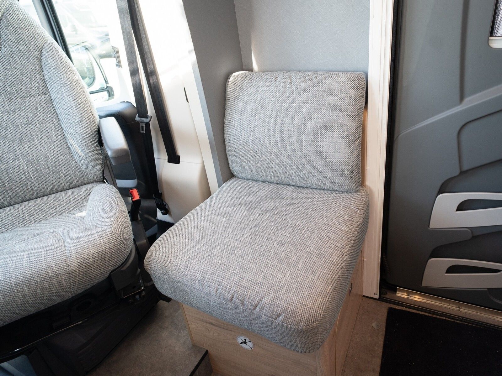 Fahrzeugabbildung Dethleffs Just Camp T 7052 EB Navi/RFK SAT/TV Markise uvm.