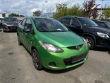 Mazda 2 Lim. 1.3 Impuls - Mazda 2: Grün