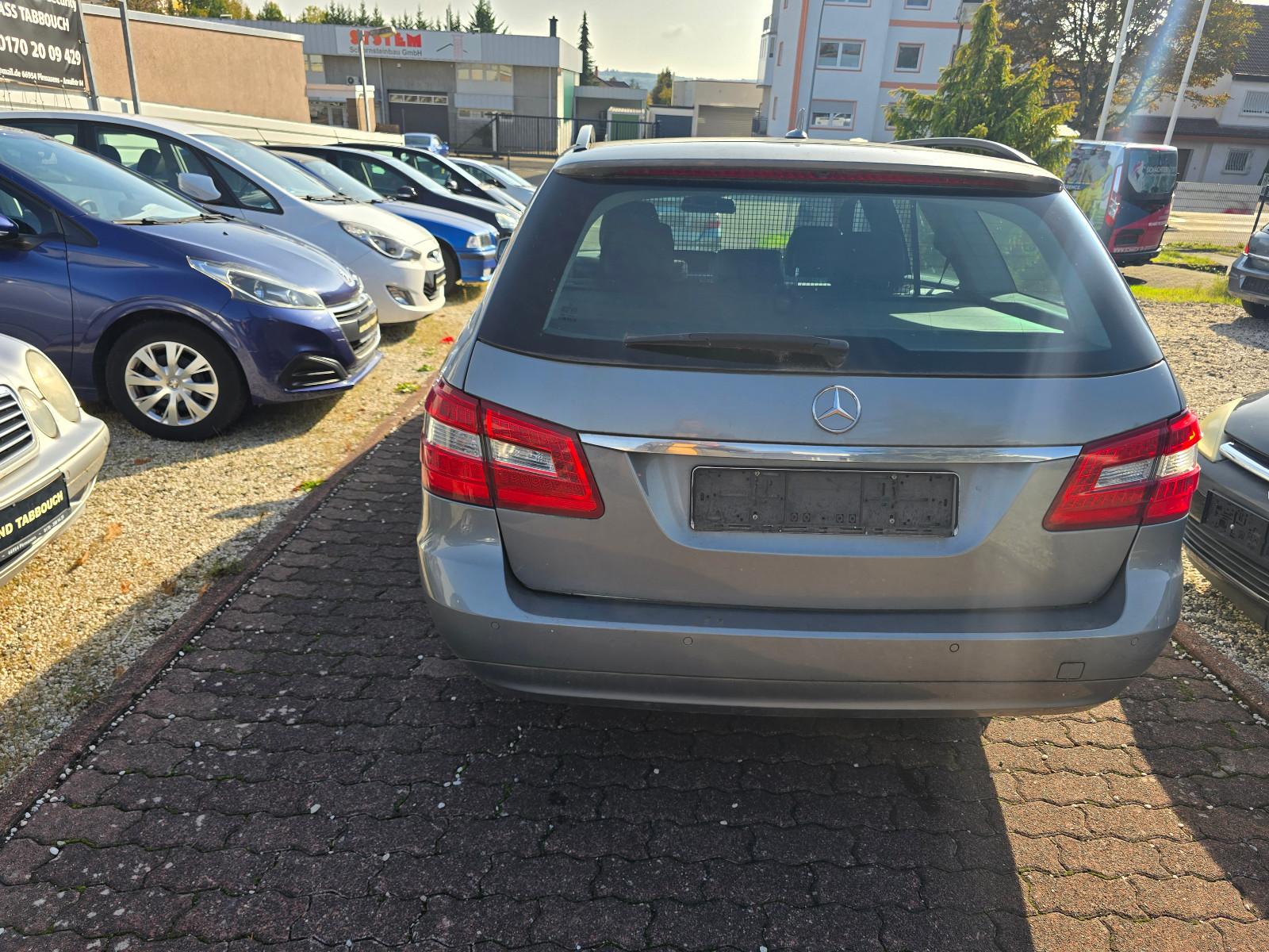 Mercedes-Benz E220 2010 — photo 5