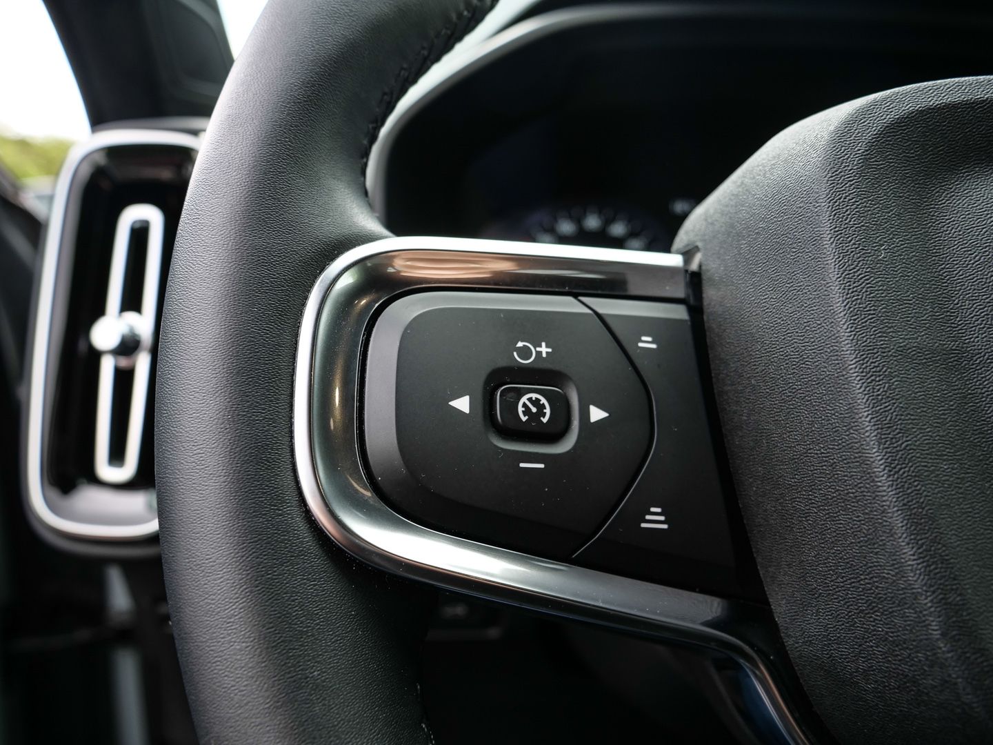 Volvo XC40 Core 2WD T2 EU6d Navi Digitales Cockpit Sou foto 21