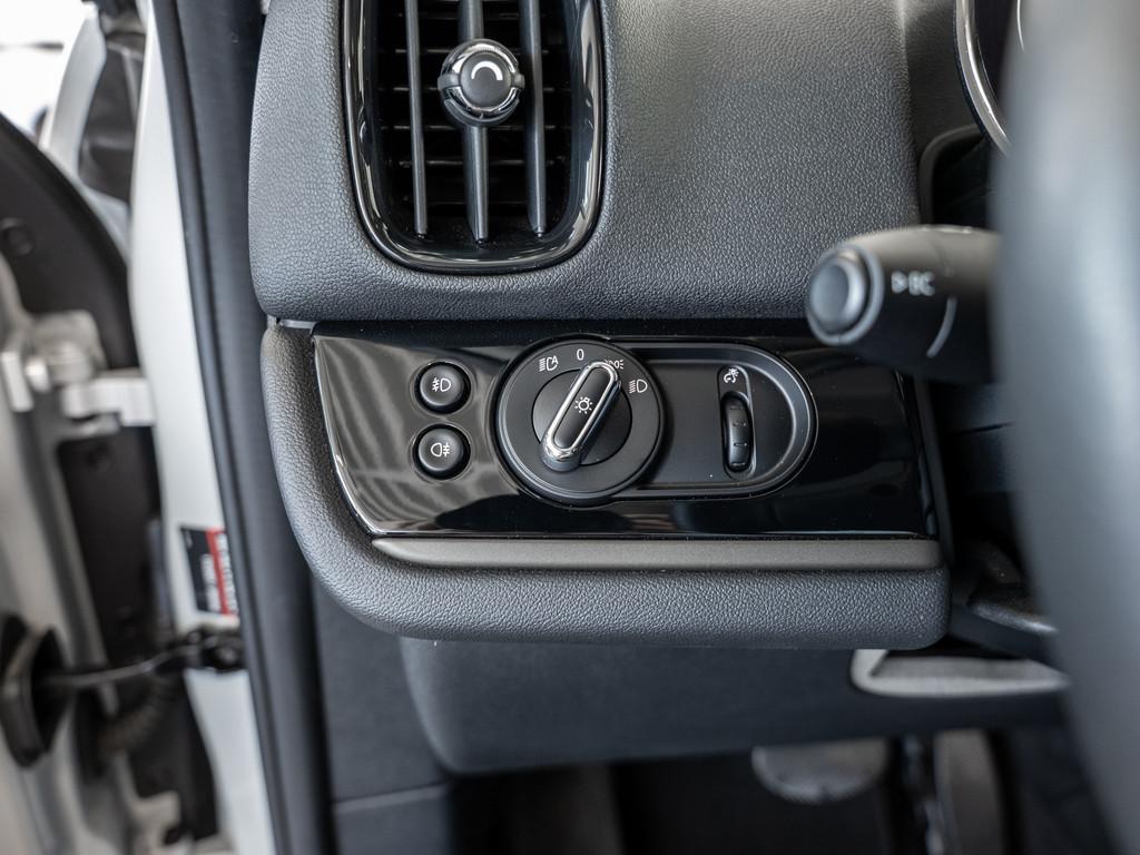 MINI Countryman Cooper SE ALL4 Classic Trim LED NAVI