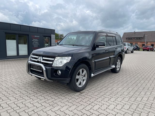 MITSUBISHI Pajero 3.2 DI-D Instyle