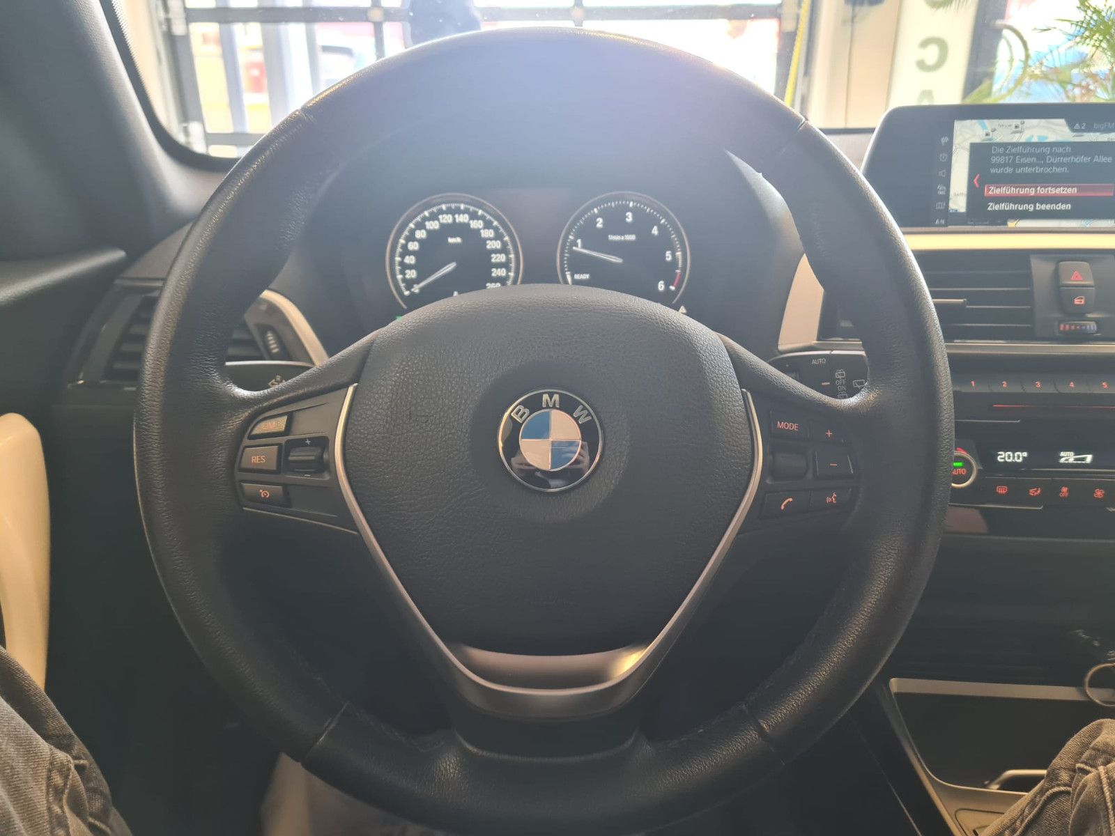 Fahrzeugabbildung BMW 118 d Urban Line / LED/ KAMERA / GARANTIE