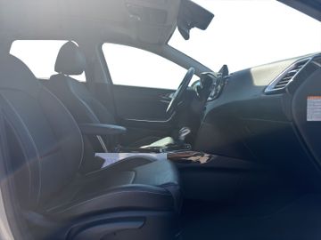 Kia cee'd Sportswagon 1.6 CRDi Platinum Edition Pano