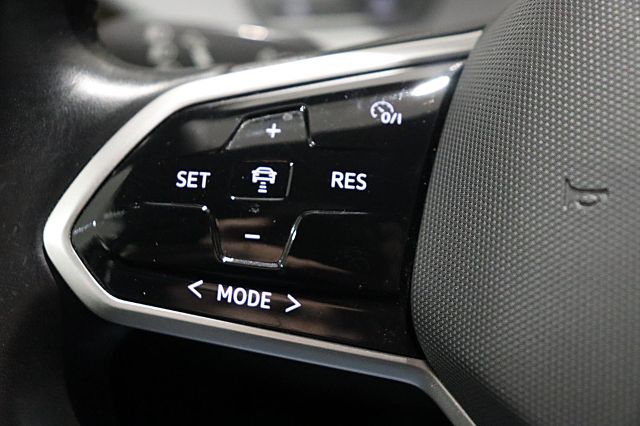 ID.3 City ACC Wärmep. Navi LED TEMPOMAT 2,49% Fi