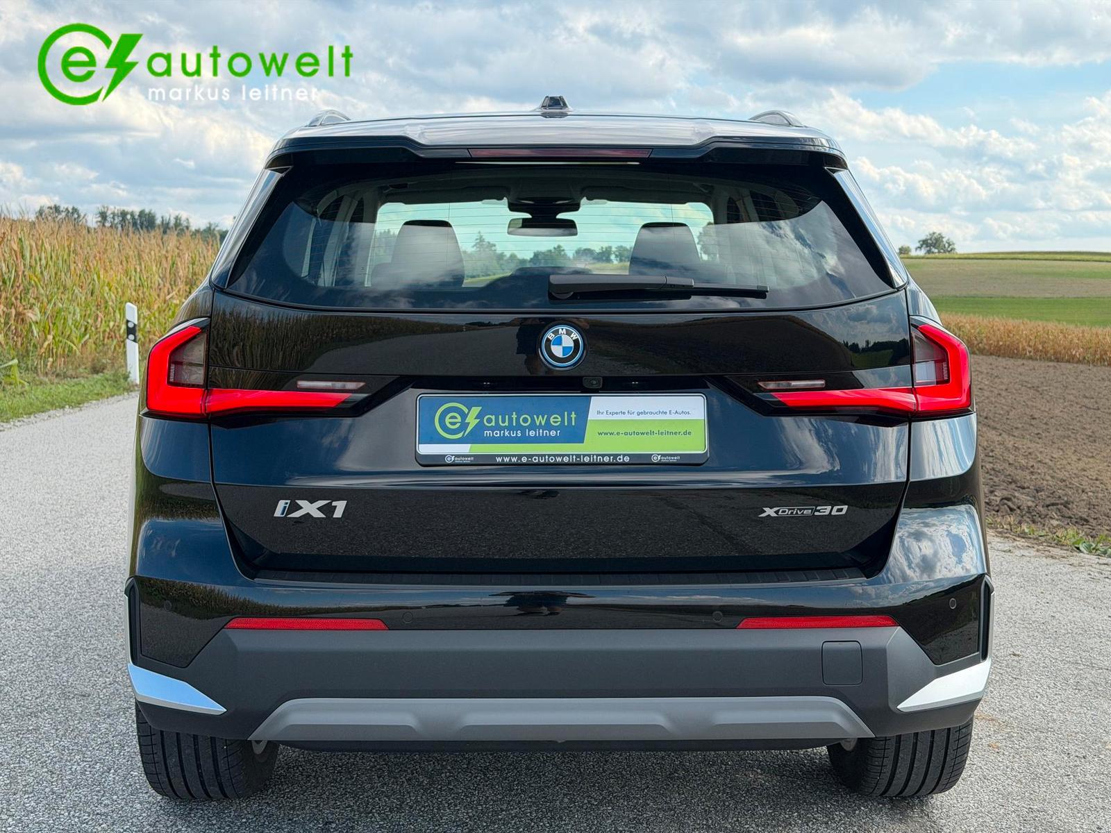 BMW iX1 xDrive30 67kWh AHK adapt. LED Komfortzugang, миниатюра 3