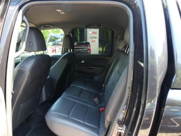 Volkswagen Amarok - 10