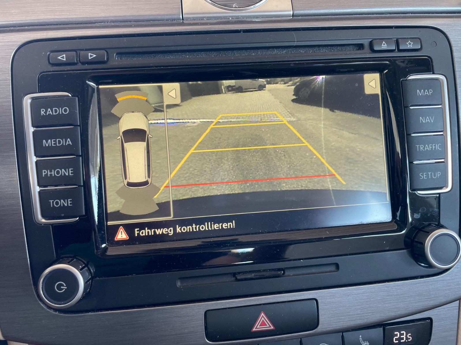 Volkswagen Passat 2014 — photo 10