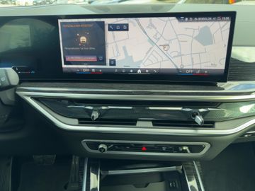 BMW X7 - 10