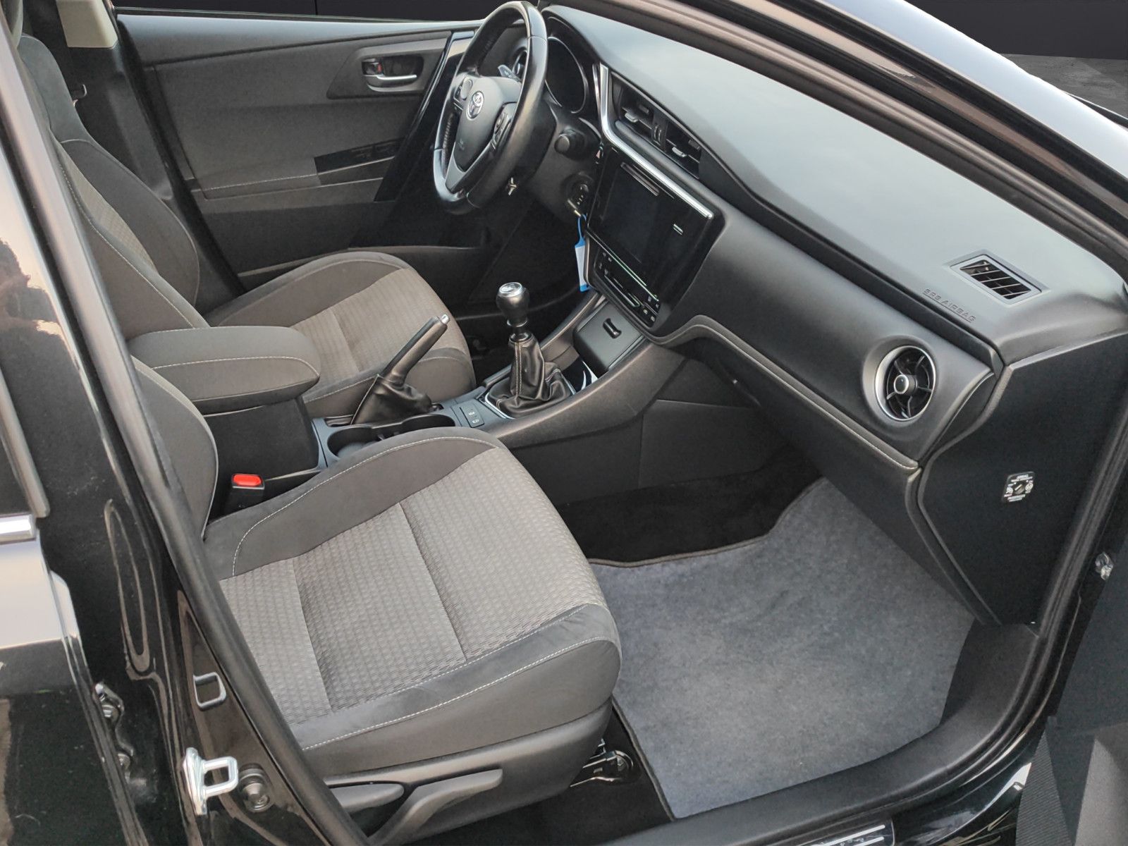Fahrzeugabbildung Toyota Auris Edition-S+*Tempo*Blth*Klima*SitzHZ*Kamera*
