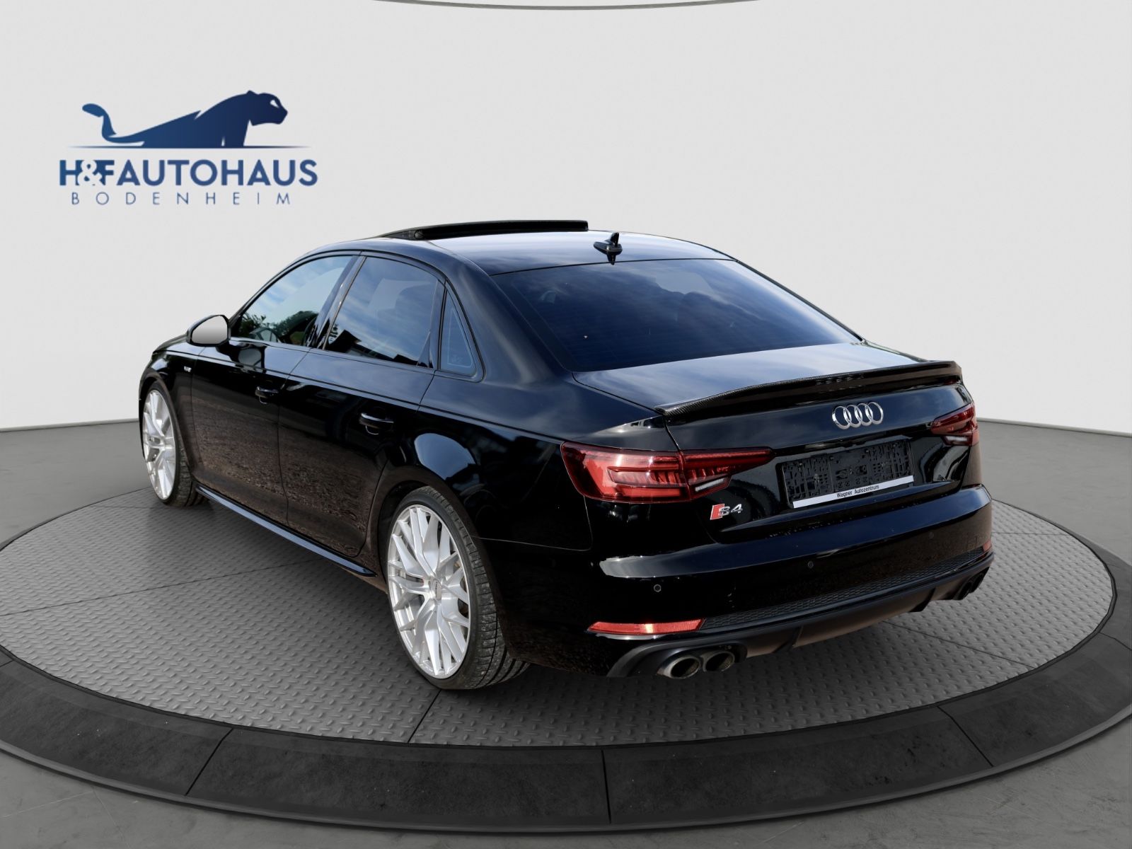 Audi S4 Lim. 3.0 TFSI quattro/MEMORY/MASSAGE/CARBON foto 5