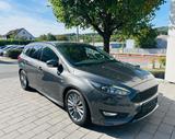 Ford Focus Turnier ST-Line - Ford Focus mit Benzin-Antrieb