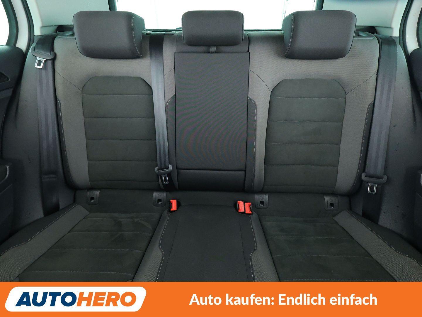 Volkswagen Golf VII 1.5 TSI ACT Highline BMT Aut.*NAVI*LED*