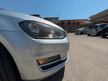 Volkswagen Golf - 8