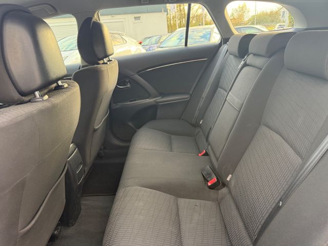 Toyota Avensis  Kombi Sol