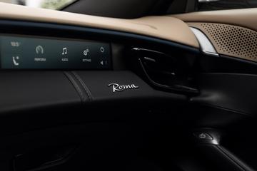 2020 Ferrari ROMA — миниатюра 29
