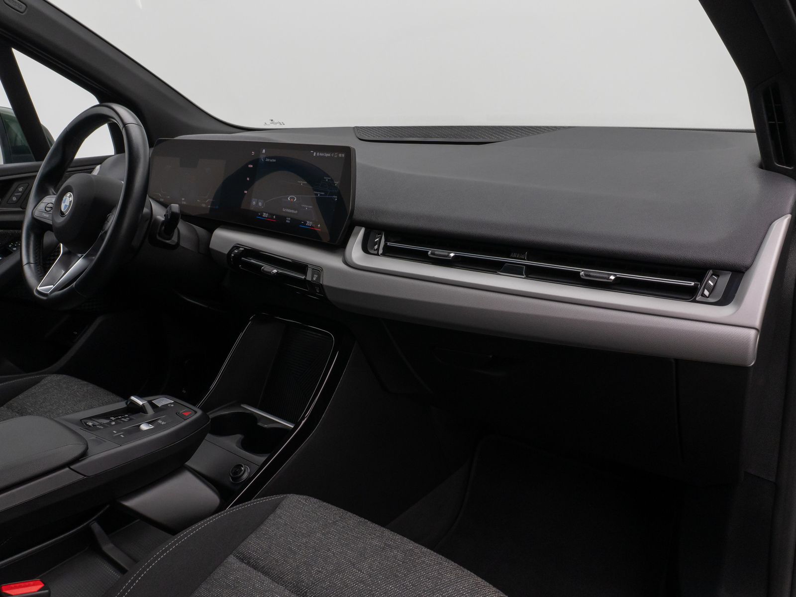 Fahrzeugabbildung BMW 218i Active Tourer Kamera DAB Widscreen Sitzhzg