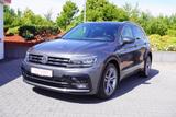 Volkswagen Tiguan 2.0 TDI DSG 4M R-Line LED Navi ACC PDC - Volkswagen Tiguan: R Line