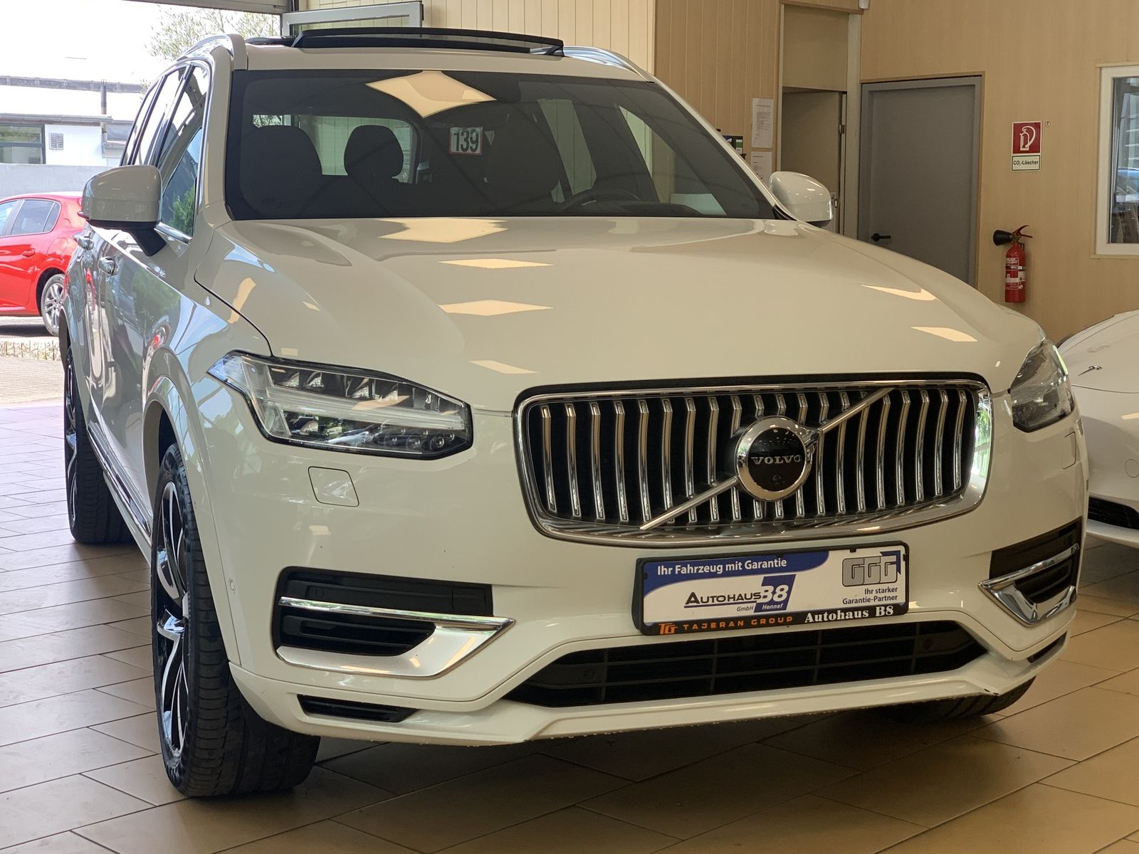 Volvo XC90 Inscription*T8*Pano*AWD*AHK*360*H/K*HUD*ACC imagem 3