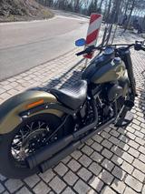 Harley-Davidson  Softail Slim S -110 cui - nur 2400 km 1.Hand - Angebote