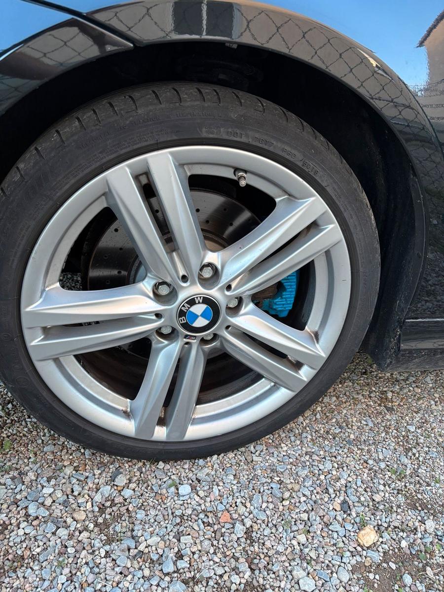 BMW 330 2009 — photo 5