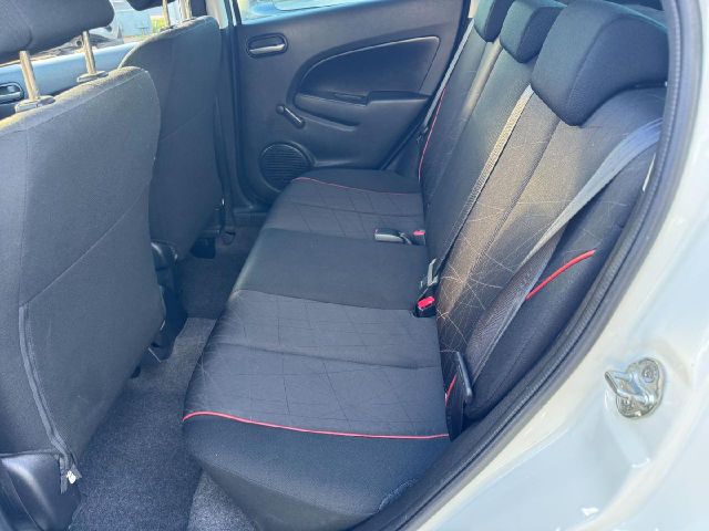Mazda 2 Lim. 1.3 Iro AHKGJR