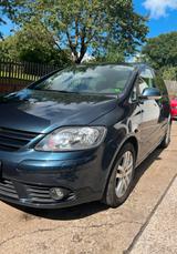 Volkswagen VW Golf Plus Tour Edition 1,6L FSI - Volkswagen Golf: V Tour Edition