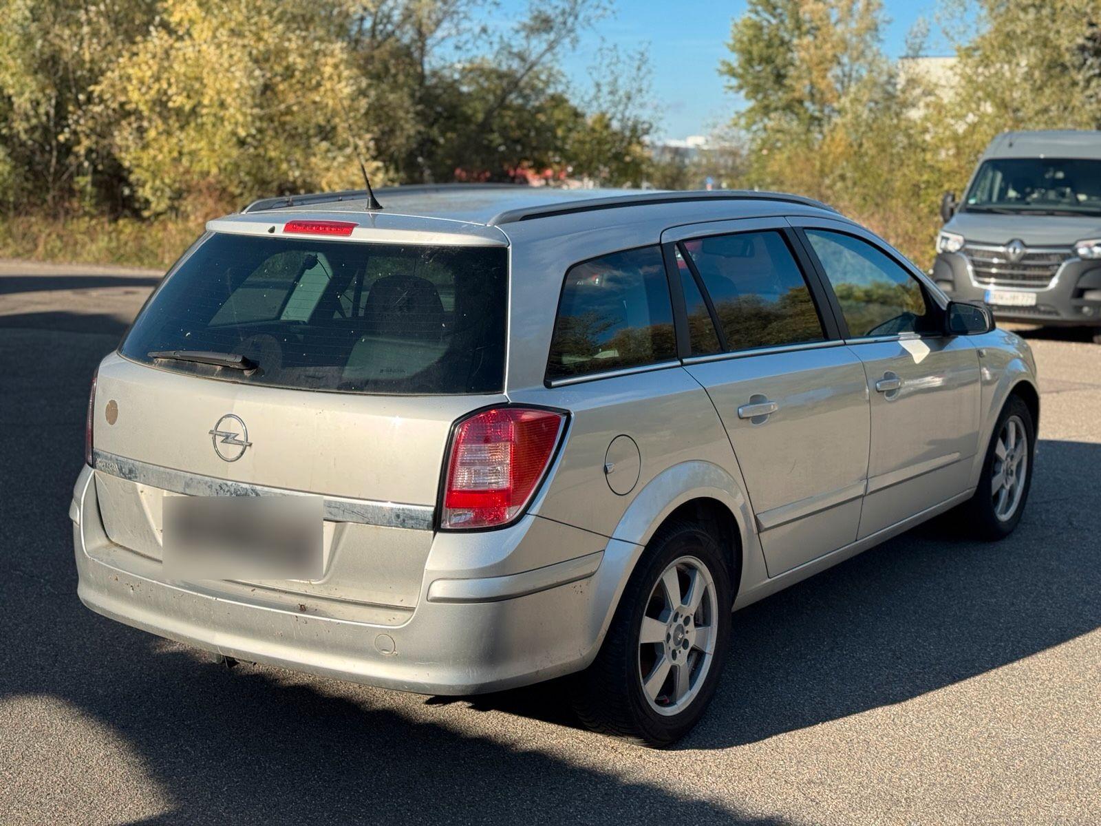 Opel Astra 2007 — photo 8