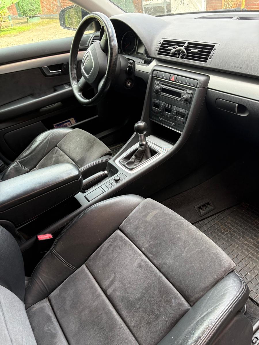 Audi A4 2006 — photo 11