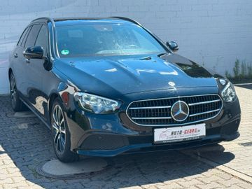 Mercedes E 200 - 1